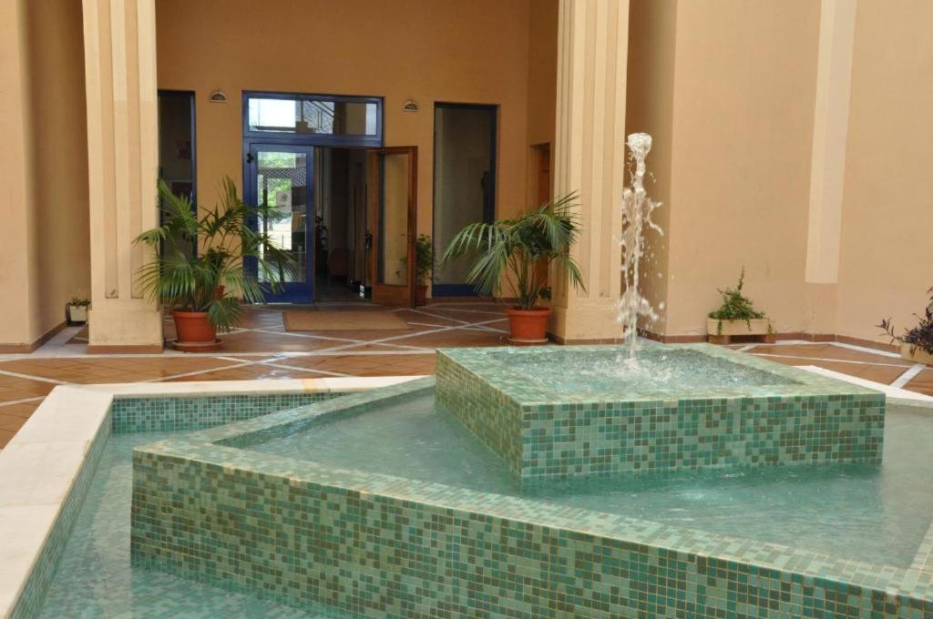 Apartamento De Lux Sevilla Este ภายนอก รูปภาพ